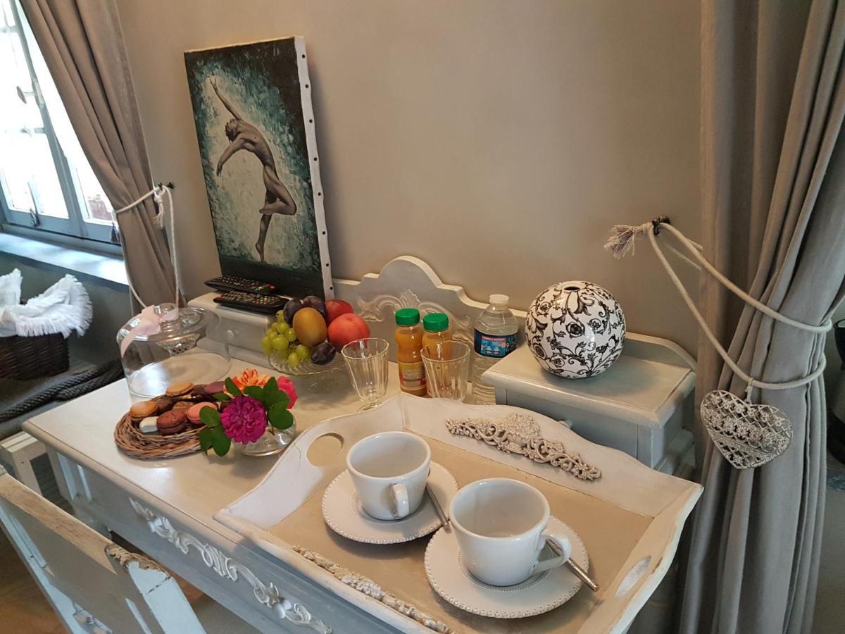 Le Jardin De Saint Jean Bed and Breakfast Eksteriør billede