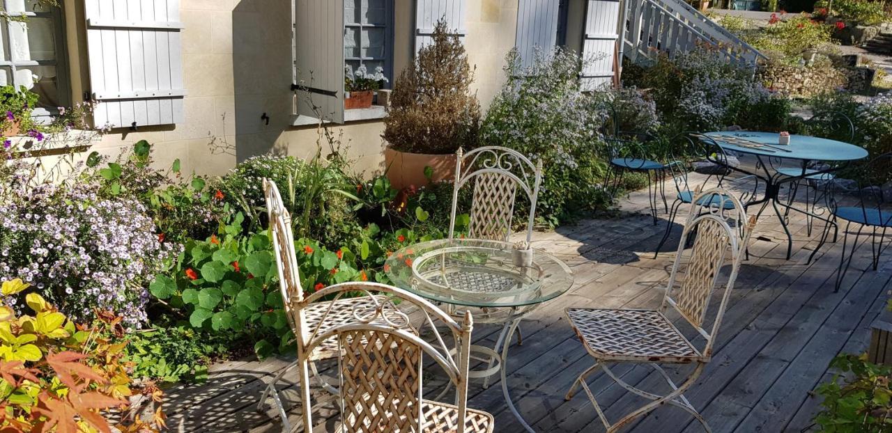 Le Jardin De Saint Jean Bed and Breakfast Eksteriør billede