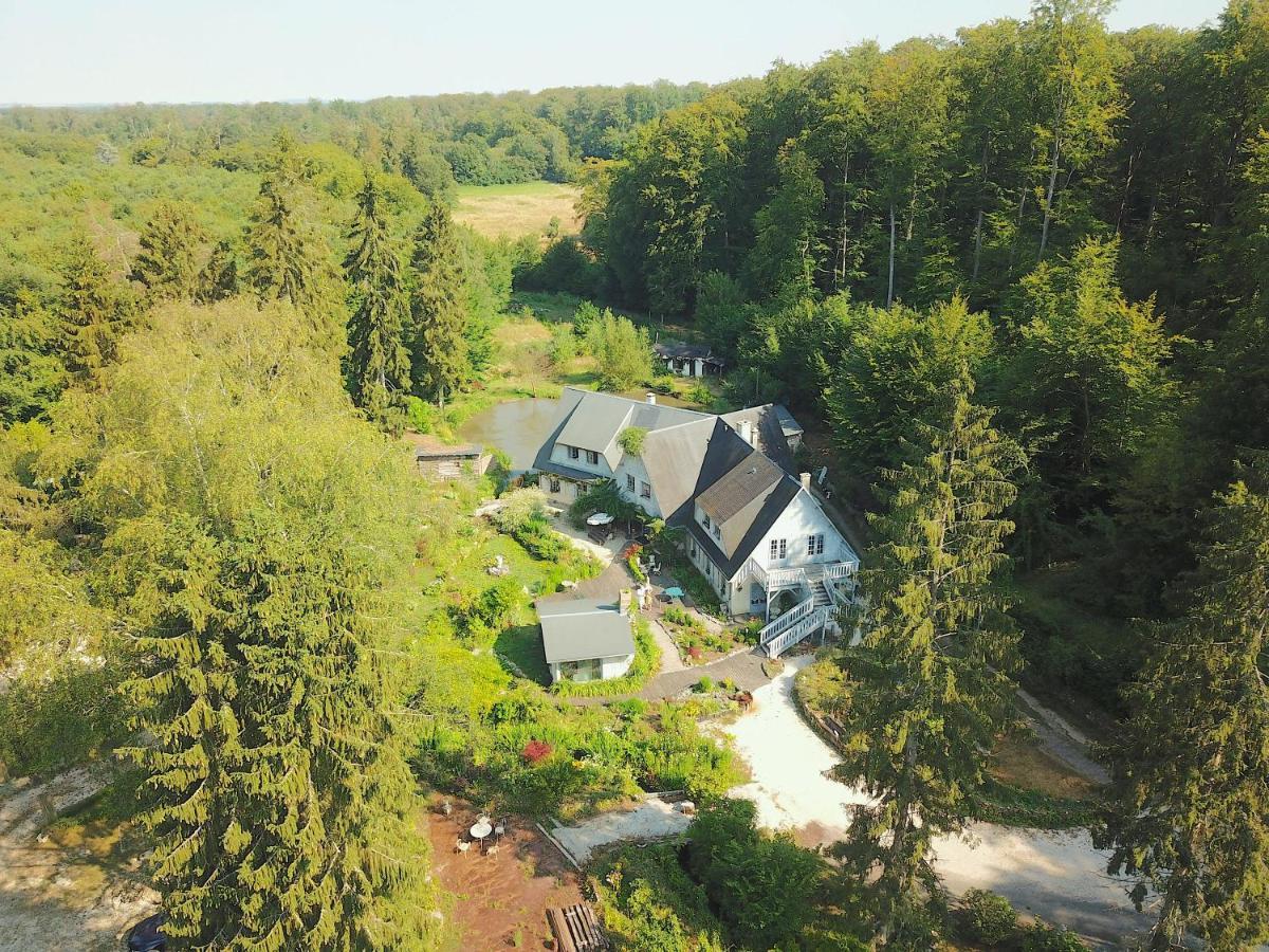 Le Jardin De Saint Jean Bed and Breakfast Eksteriør billede