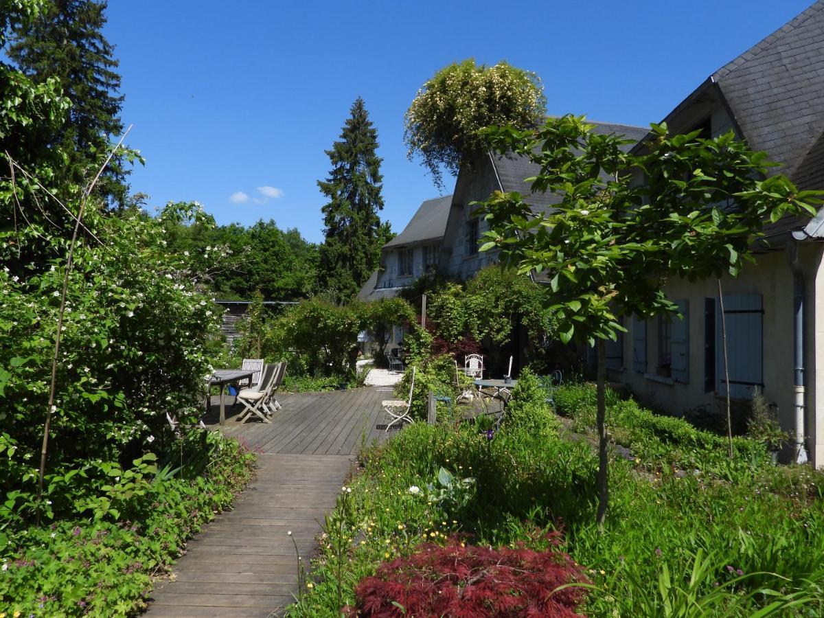 Le Jardin De Saint Jean Bed and Breakfast Eksteriør billede