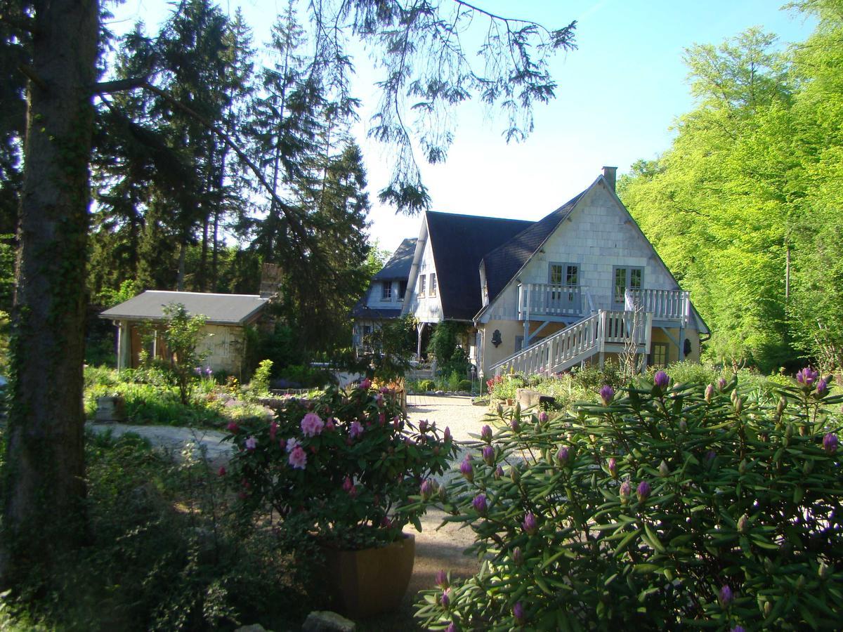 Le Jardin De Saint Jean Bed and Breakfast Eksteriør billede