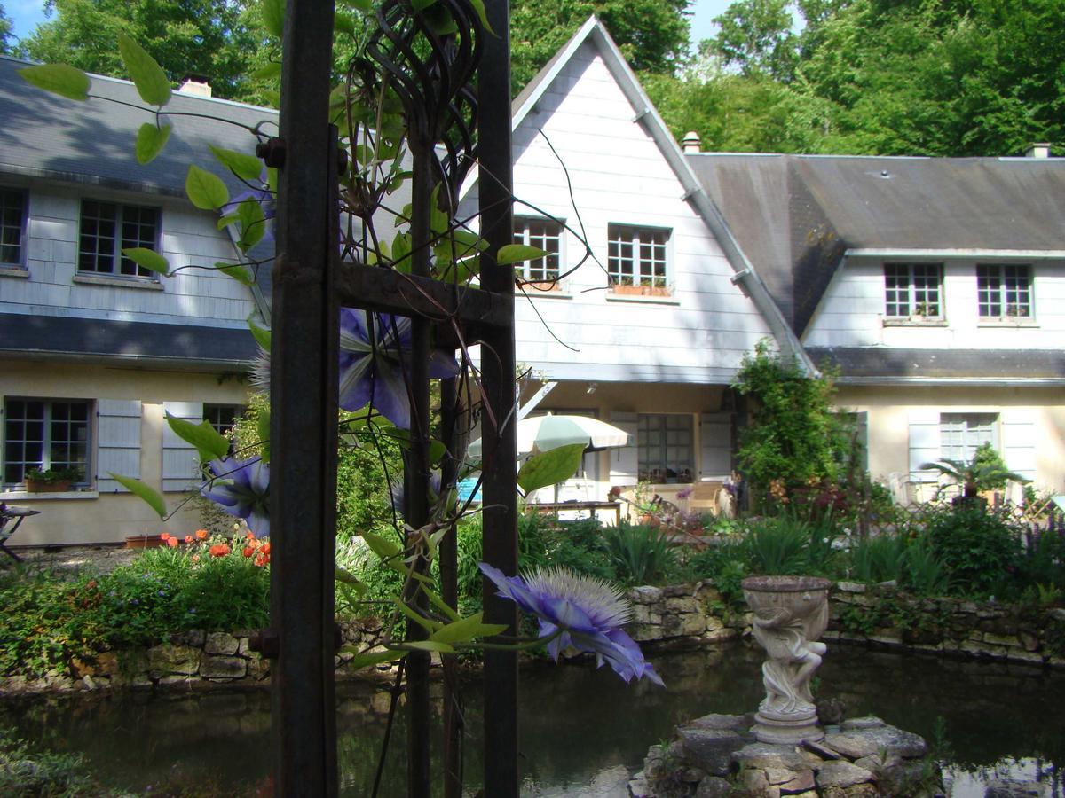 Le Jardin De Saint Jean Bed and Breakfast Eksteriør billede