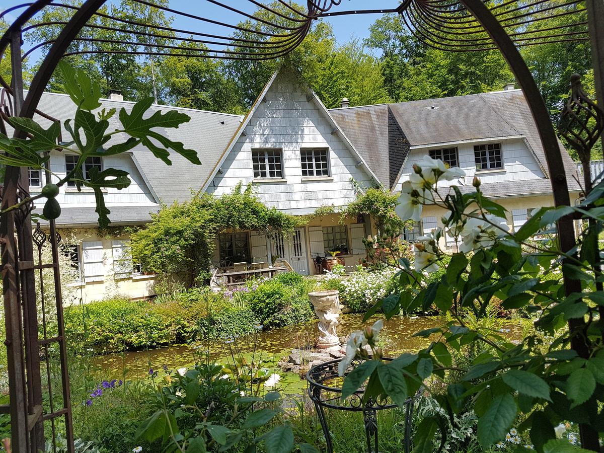 Le Jardin De Saint Jean Bed and Breakfast Eksteriør billede