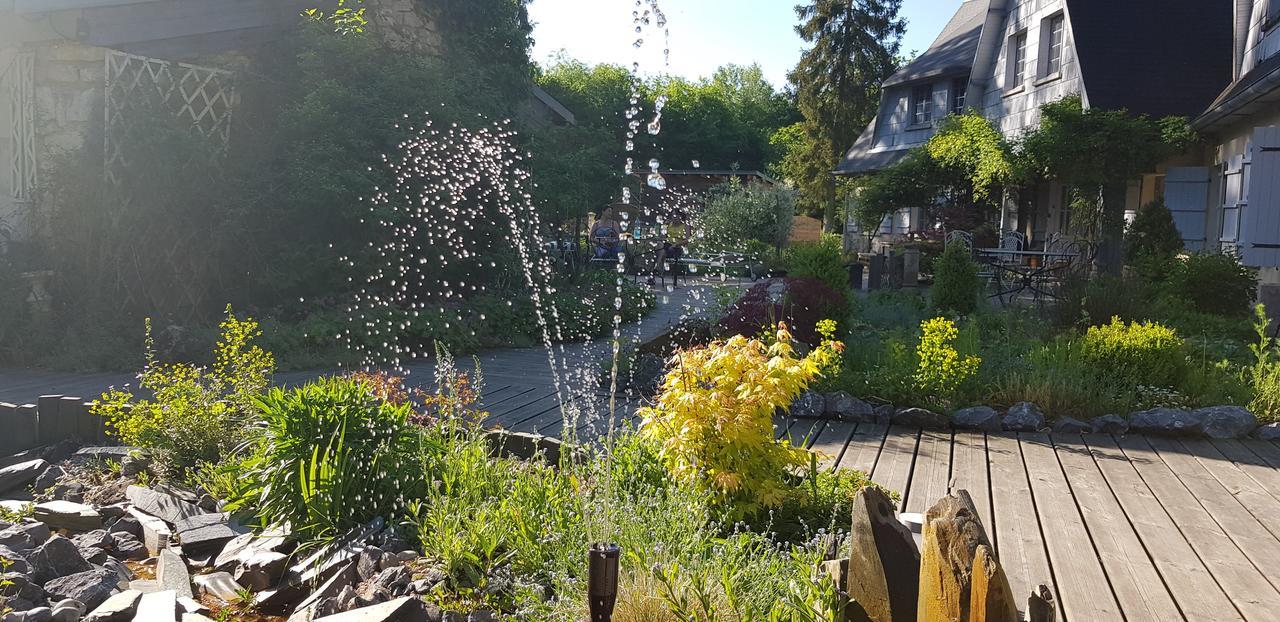 Le Jardin De Saint Jean Bed and Breakfast Eksteriør billede